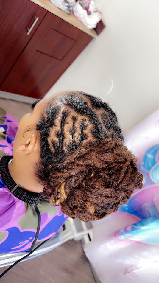 Dreads-3 Far shot of stylized dreads with brown hair
